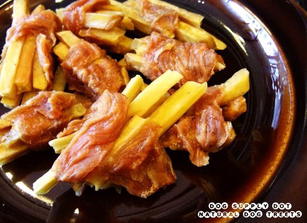 国産サツマイモに南九州産の鶏ささみ肉を巻いたヘルシーな犬オヤツ【ささみ薩摩芋】